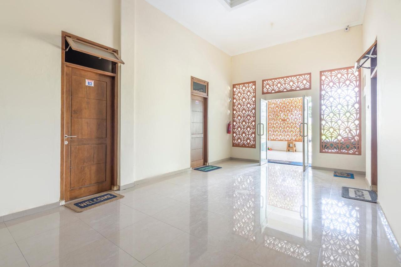Oyo 3706 Griya Tentrem Syariah Lamongan Eksteriør bilde